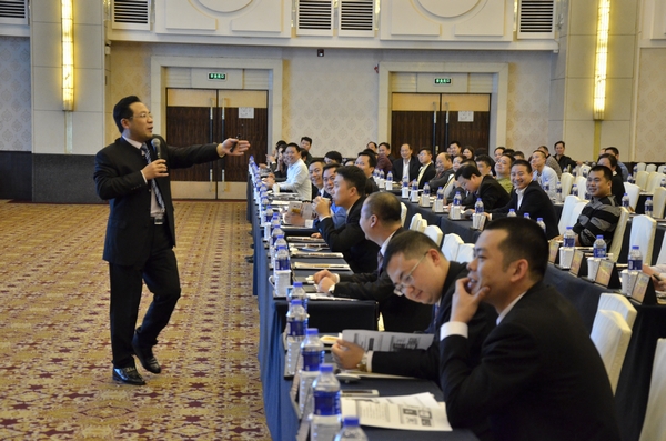 渠路多元化 Z6人生就是博再启程——新常态下经销商将来发展趋向及业绩突破之路