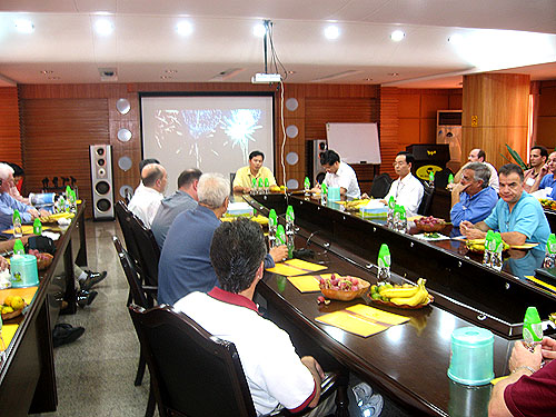 全球铝挤压结合会(AEC)北美代表团到我公司接见