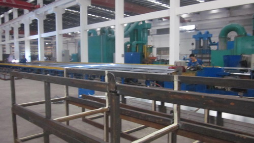 秋风送爽   机声传喜