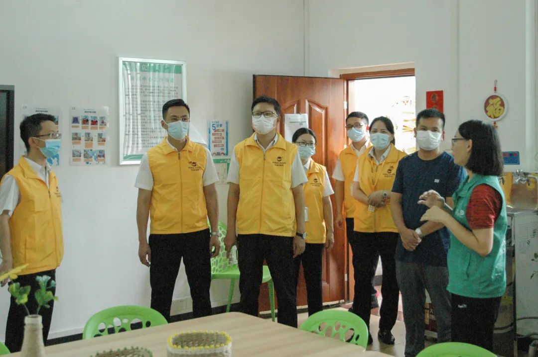 推广社会责任,彰显企业担任|Z6人生就是博集团前往狮山镇幼塘社区康园中心发展慰问活动