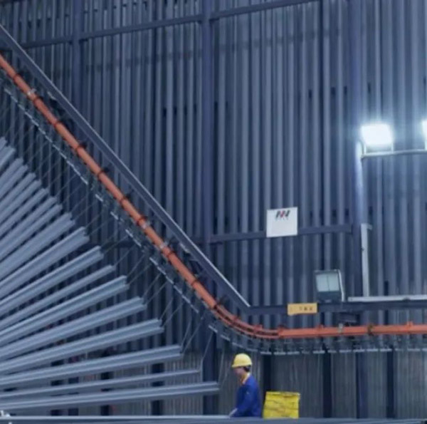 经过一代人实事求是的发展，在新一代“铝”行人的索求下，佛山铝型材将走向何方?