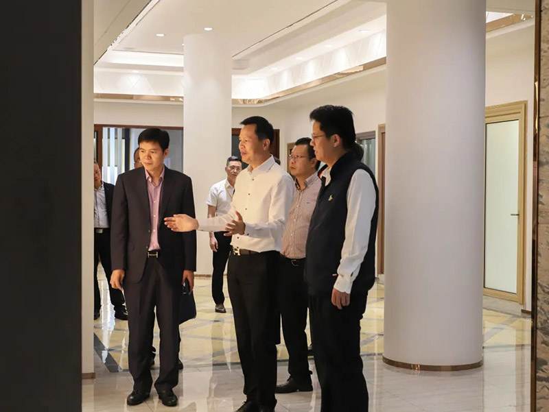 南海区当局辅导一行光临Z6人生就是博集团调研调查（二）