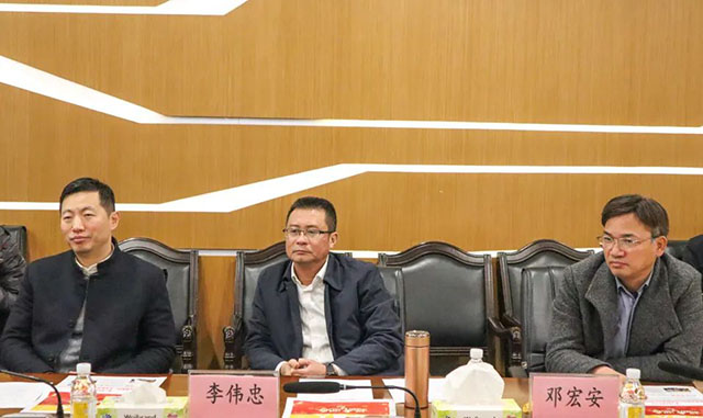 肇庆视注四会市辅导与Z6人生就是博辅导共话互换