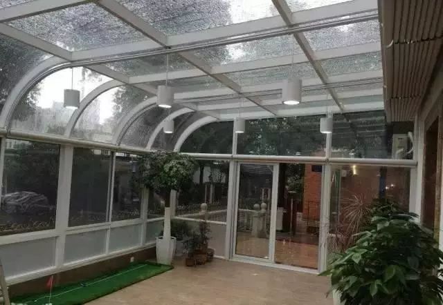 Z6人生就是博商学院 |狂风雨过后 家里的窗户漏水怎么办？